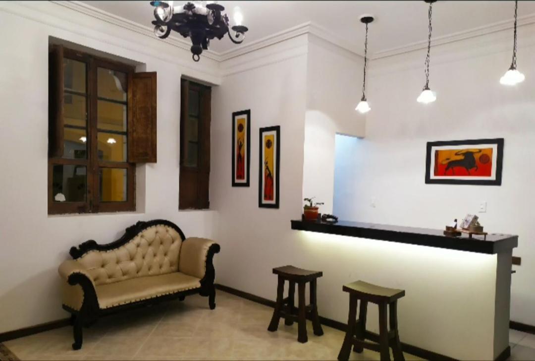 טונחה Hotel La Gran Casona מראה חיצוני תמונה